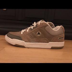 Air walk sneakers
